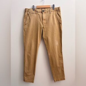 GAP Men's Khaki Chinos - Skinny Fit